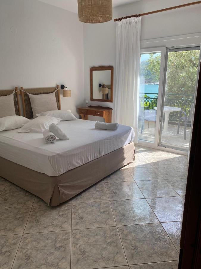 Petra Mare Apartments Алики Экстерьер фото